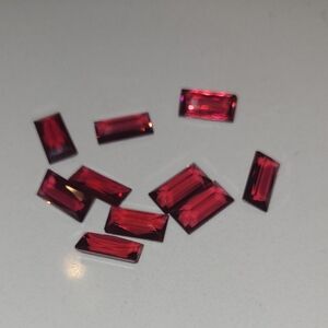 SYN Ruby - Cushion - 16x8
